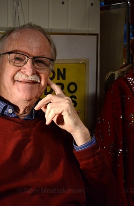 Herman Berthelsen med ny bok om underholdningslivet.